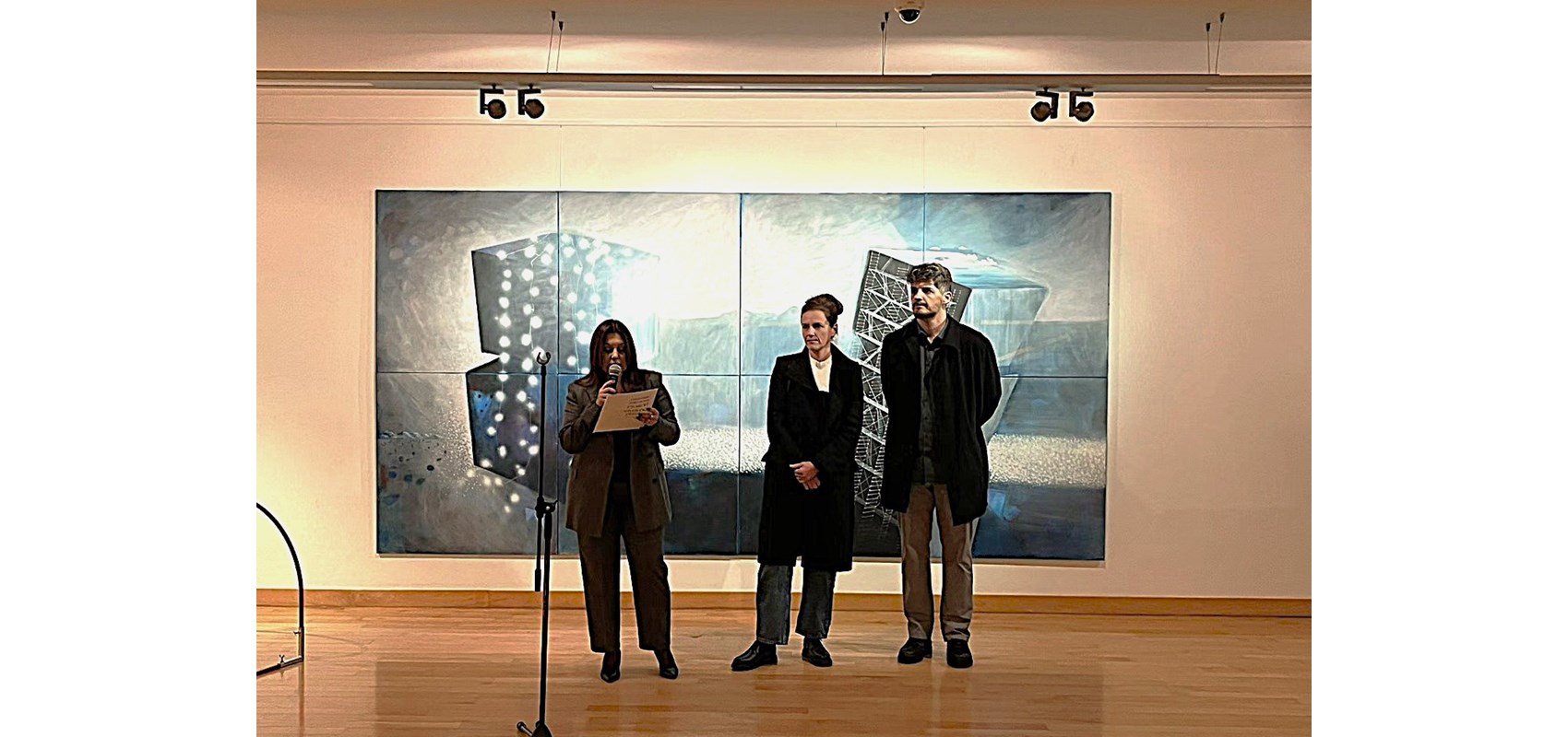 U Sveučilišnoj galeriji otvorena izložba „Prostori savršene plastike“, zajednički projekt umjetnika Mateje Galić i Željka Korena